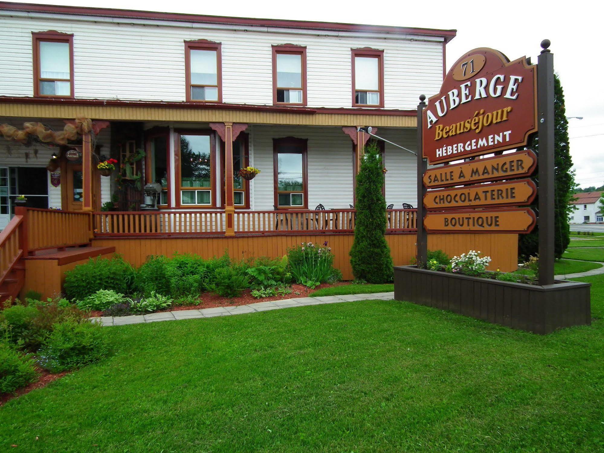 Auberge Beausejour Amqui Eksteriør bilde